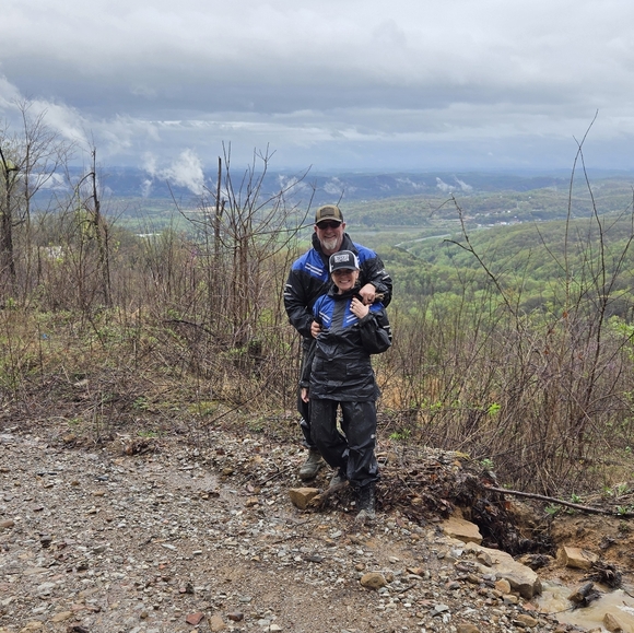 Meet your Posher, Stephanie - Picture 3 of 5